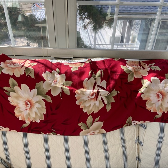 Dark Red Floral Wrap or Scarf with Beads at End - Picture 5 of 7